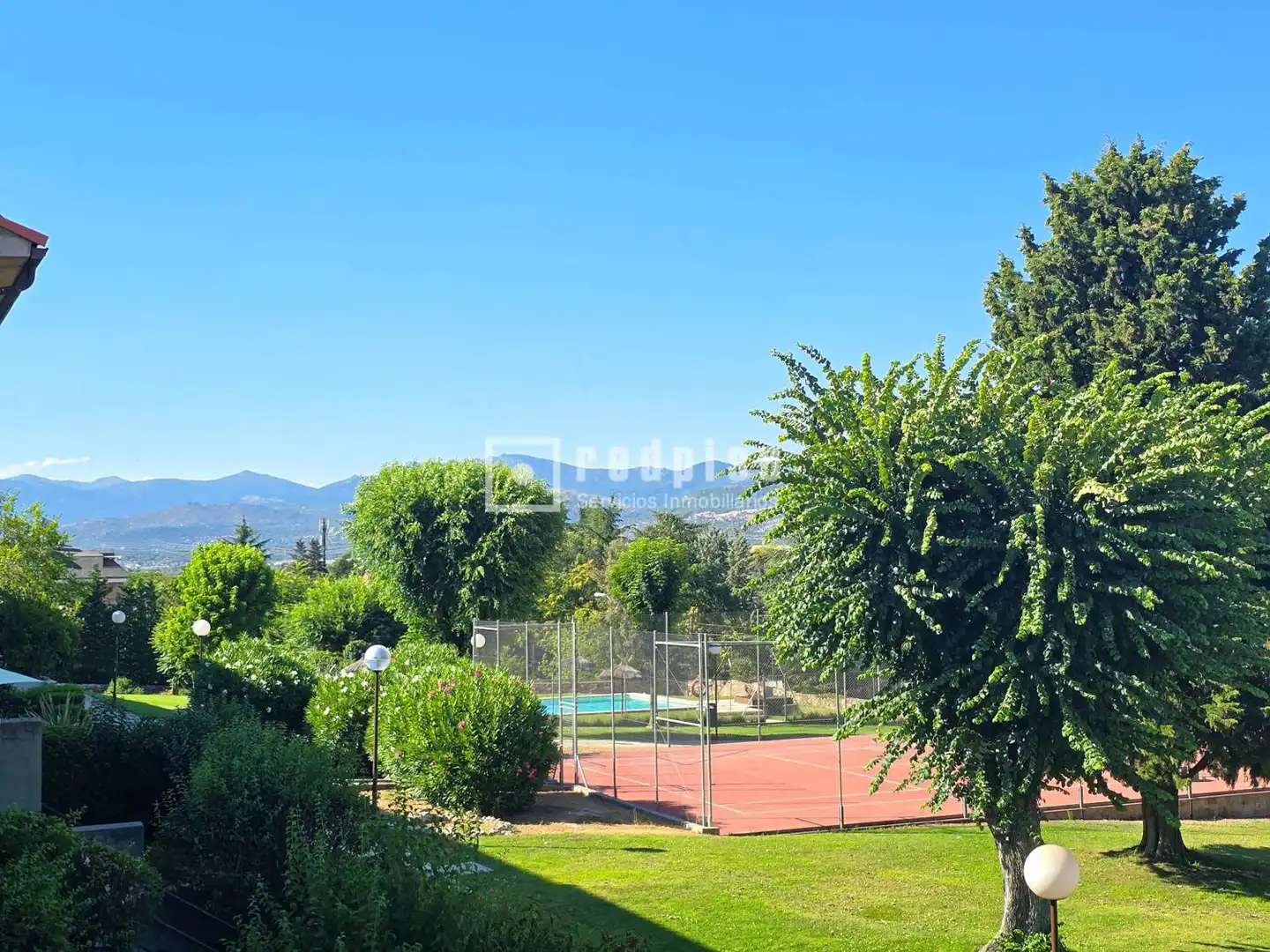 Jardí de Casa o xalet en venda en Collado Villalba amb Calefacció, Jardí privat i Terrassa
