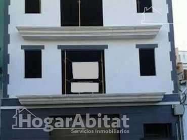 Residencial en venda a Calle CHIVA