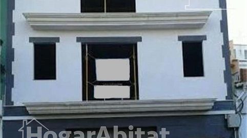 EDIFICIO PARA TERMINAR A TU GUSTO CON BALCÓN