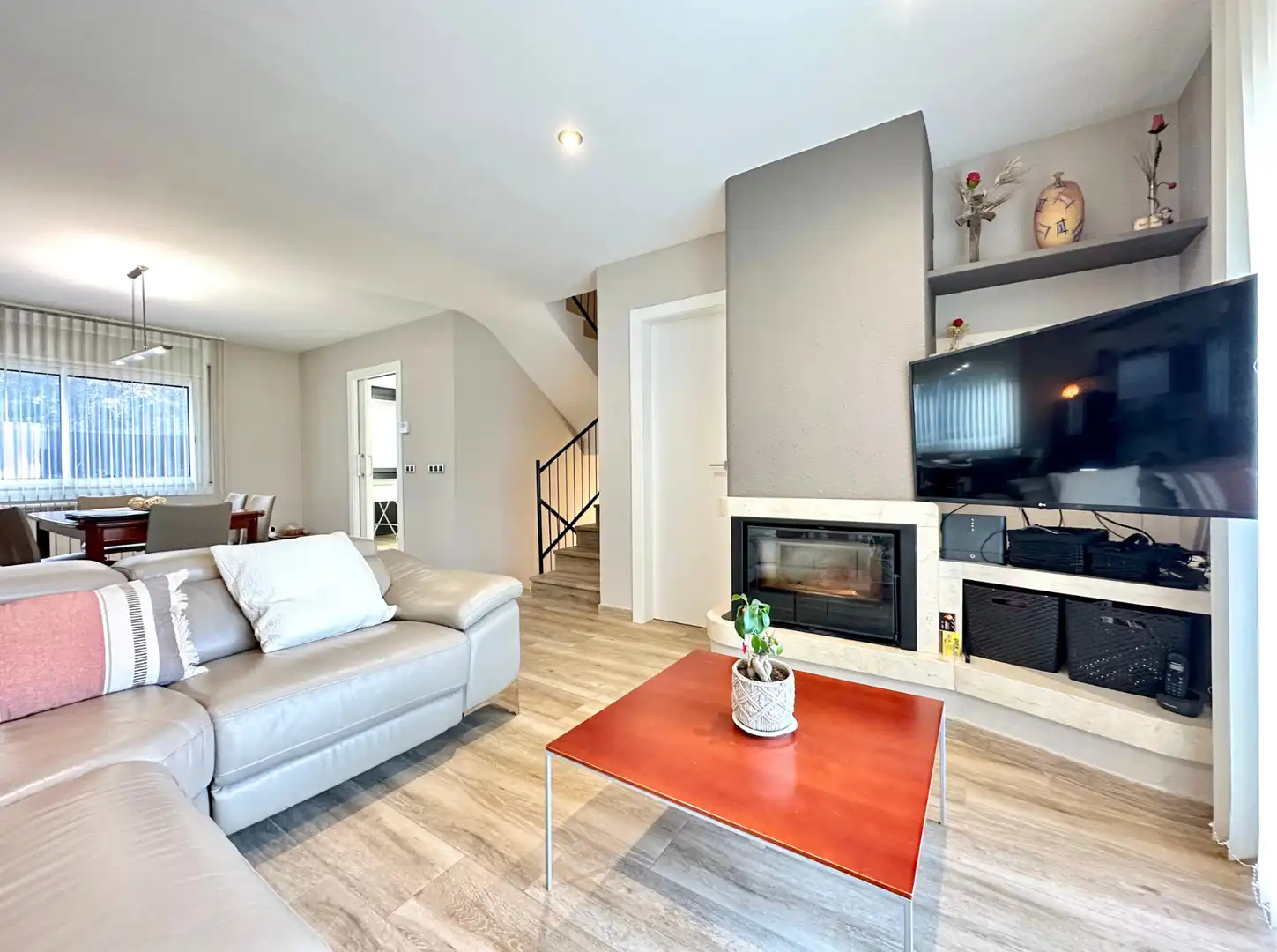 Sala de estar de Casa adosada en venta en Campdevànol con Calefacción, Terraza y Horno