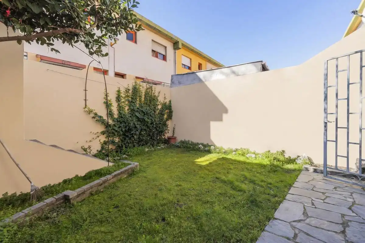 Garden of Duplexes for sale in Madrid  with Heating, Private garden and Terrace