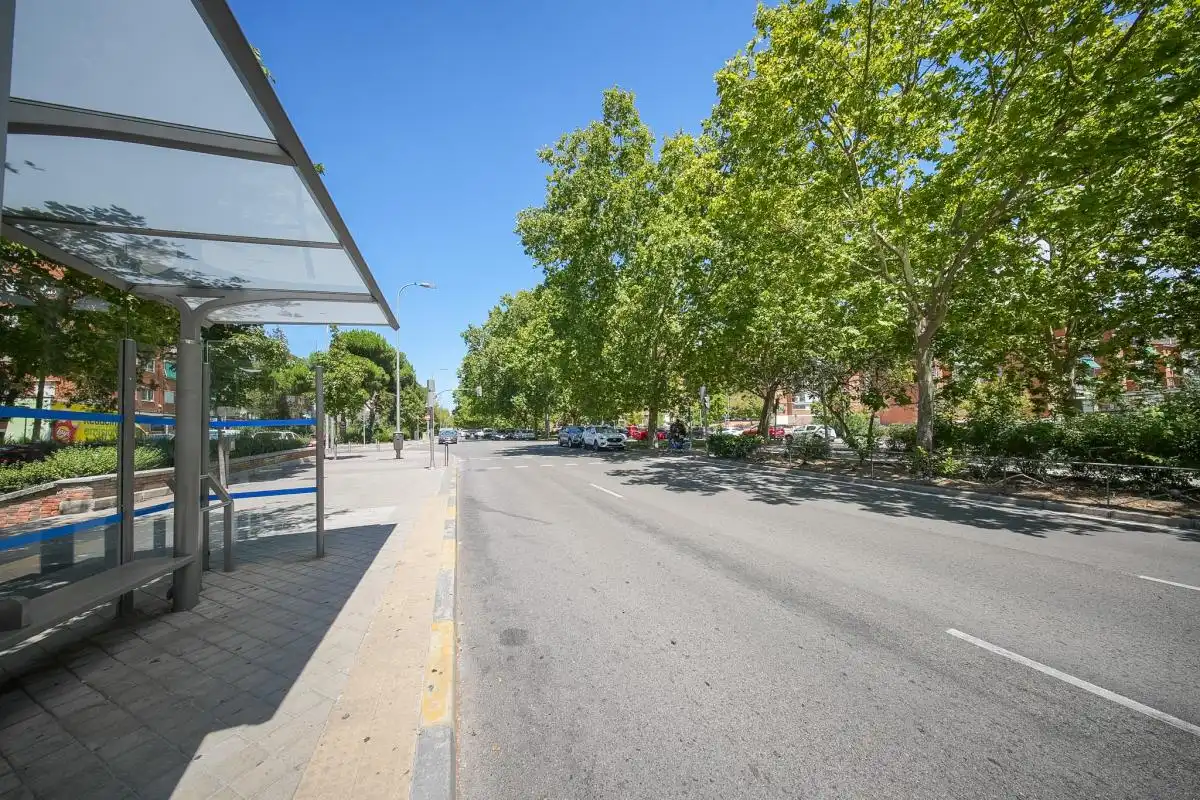 Vista exterior de Piso en venta en Madrid con Calefacción, Terraza y Amueblado