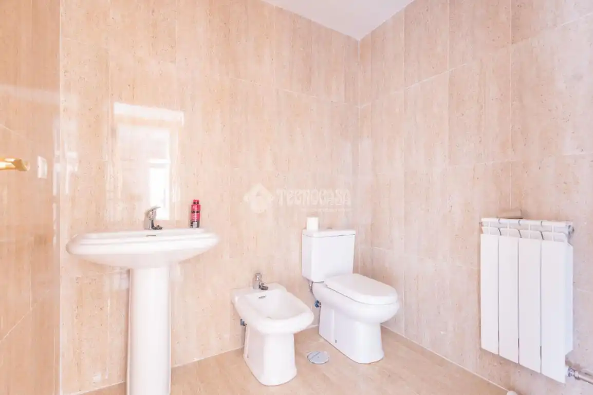 Baño de Piso en venta en Babilafuente, Salamanca