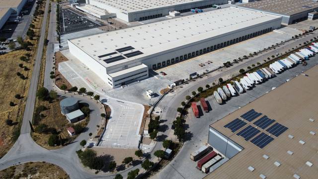 Nave industrial en Alquiler en N/A en Torija