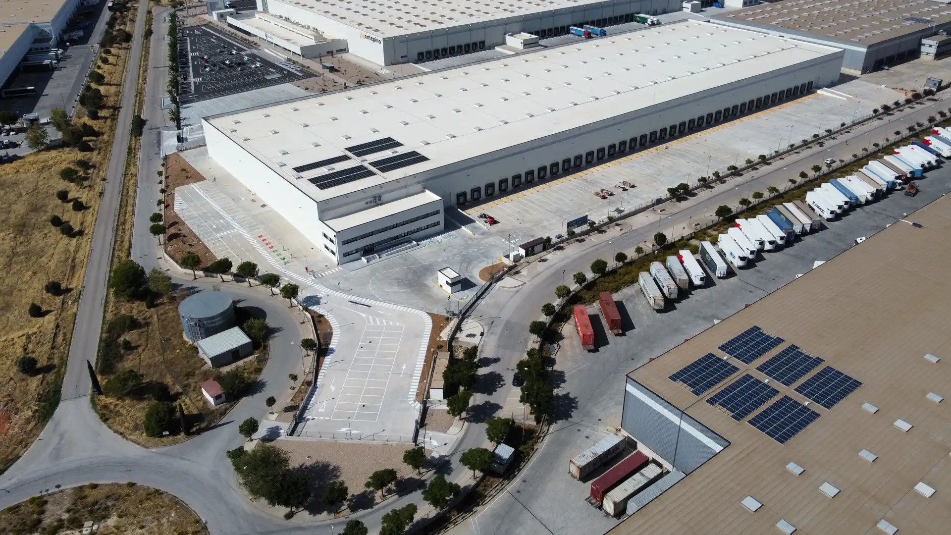 Industriegebäude zur Miete in N/A