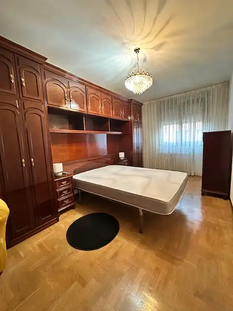 Habitación de Piso en venta en Pravia con Calefacción, Trastero y Amueblado