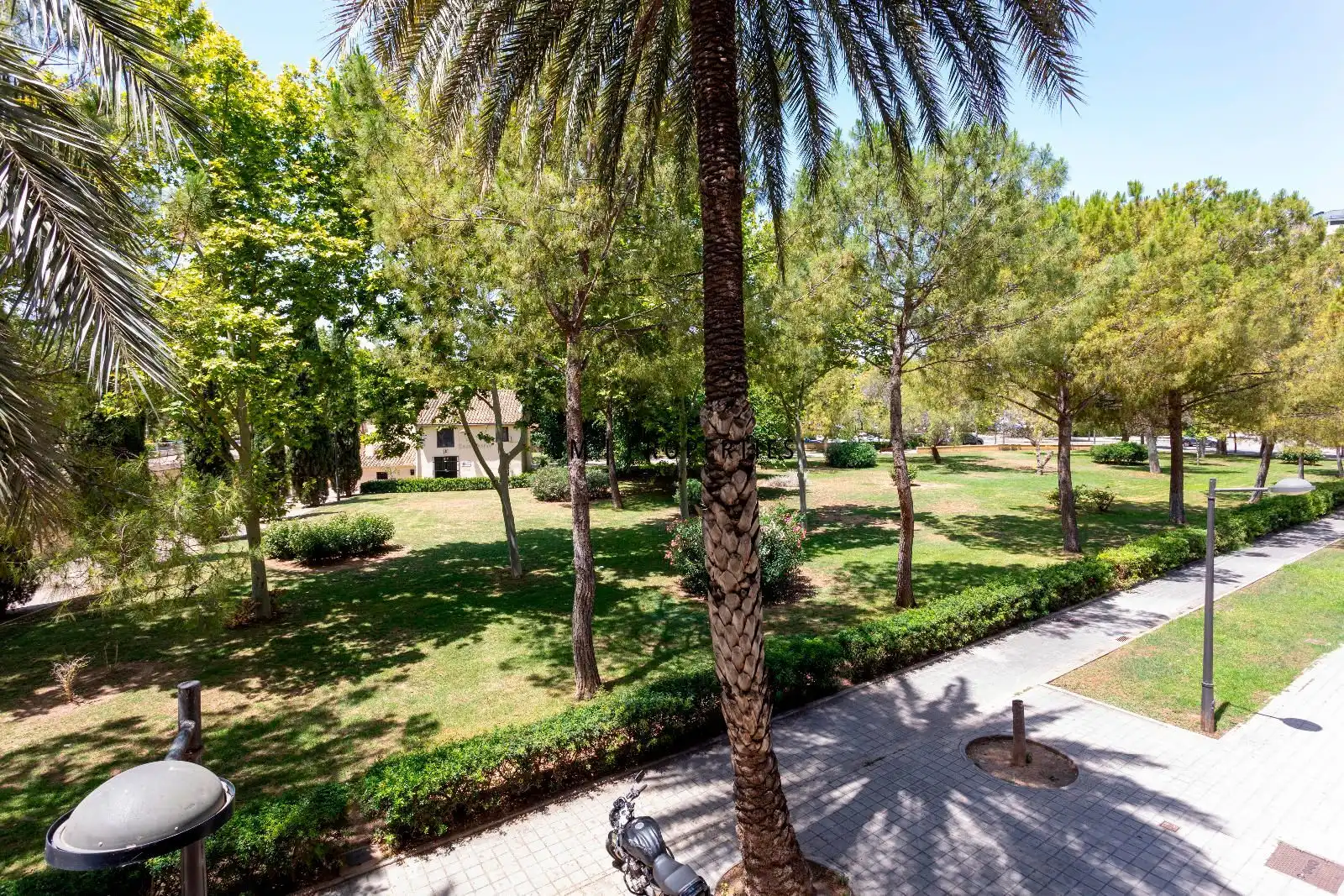 Jardín de Piso en venta en Valencia con Aire acondicionado, Terraza y Balcón