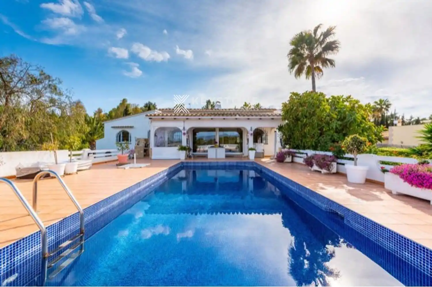 Exterior view of Houses for sale in Calvià  with Terrace, Storage room and Swimming Pool