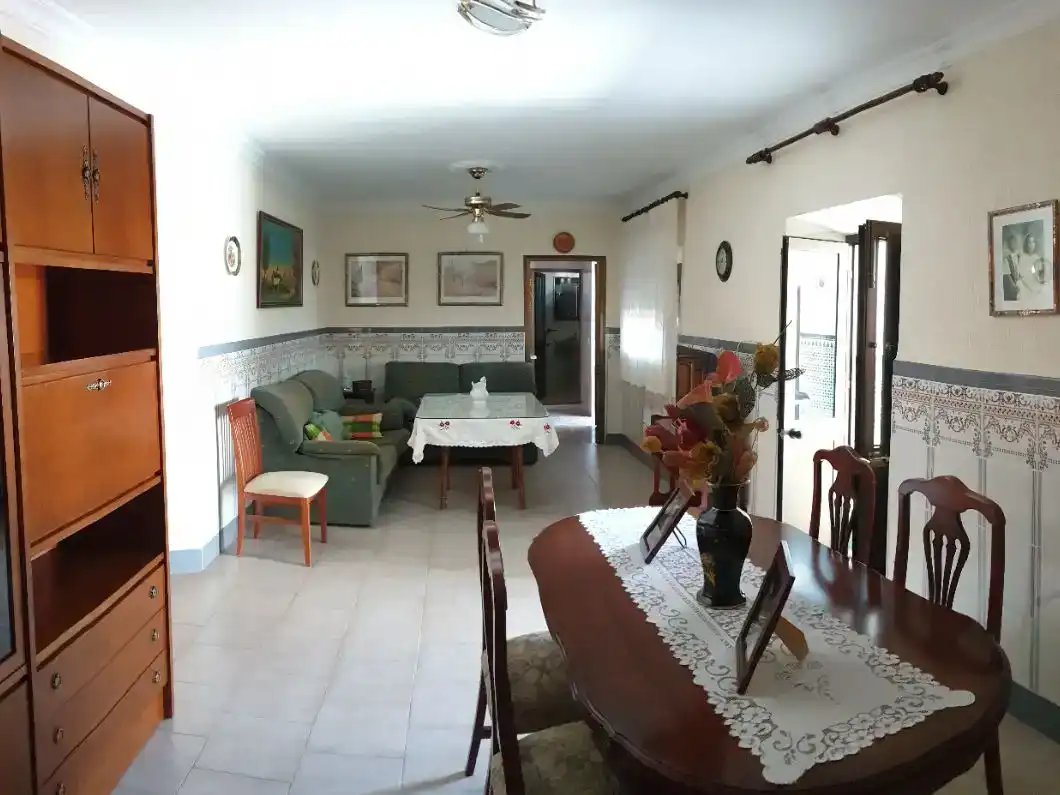 Menjador de Casa adosada en venda en El Campillo (Huelva) amb Traster i Moblat
