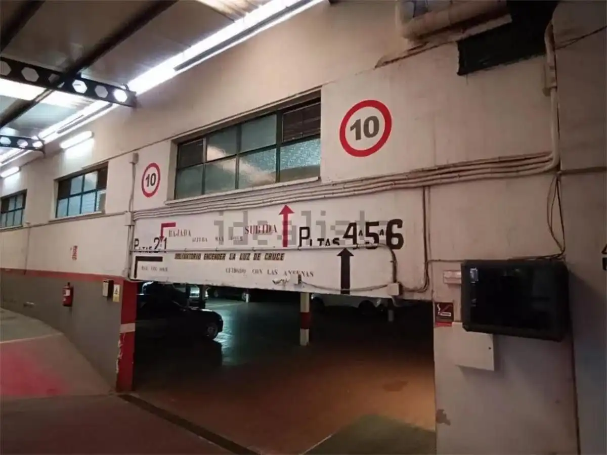 Parking de Garaje de alquiler en Valencia