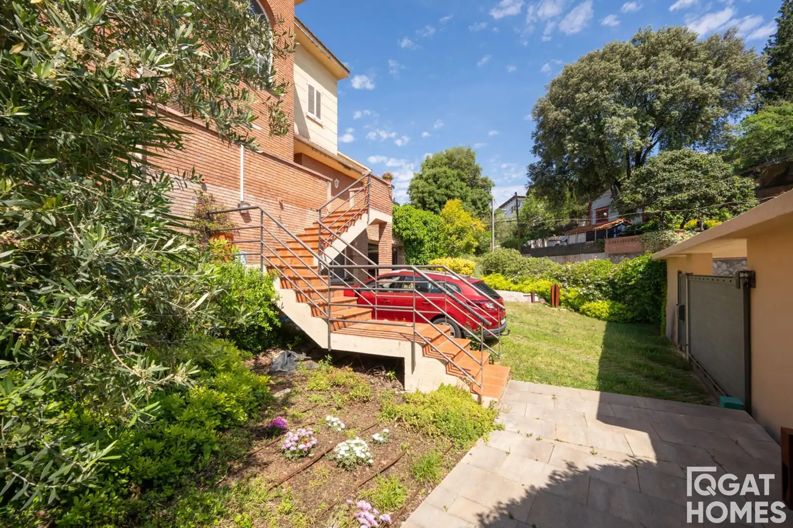Exterior view of Houses for sale in Sant Cugat del Vallès  with Heating, Terrace and Storage room