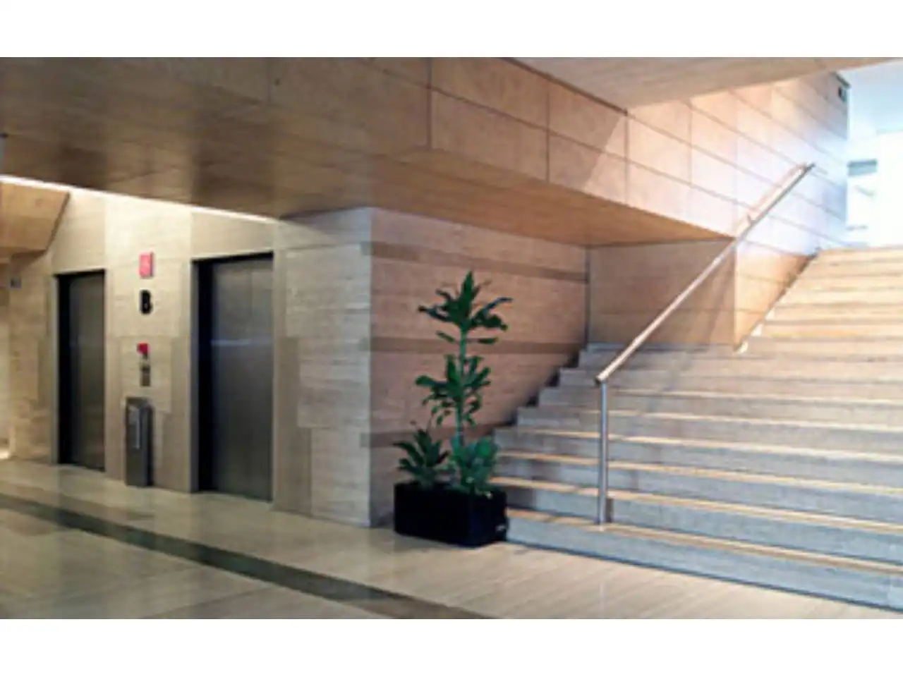 Office for rent in Madrid  with Air Conditioner and Alarm