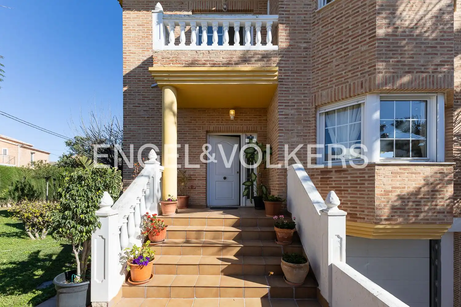 Exterior view of Houses for sale in Torrent  with Air Conditioner, Heating and Private garden