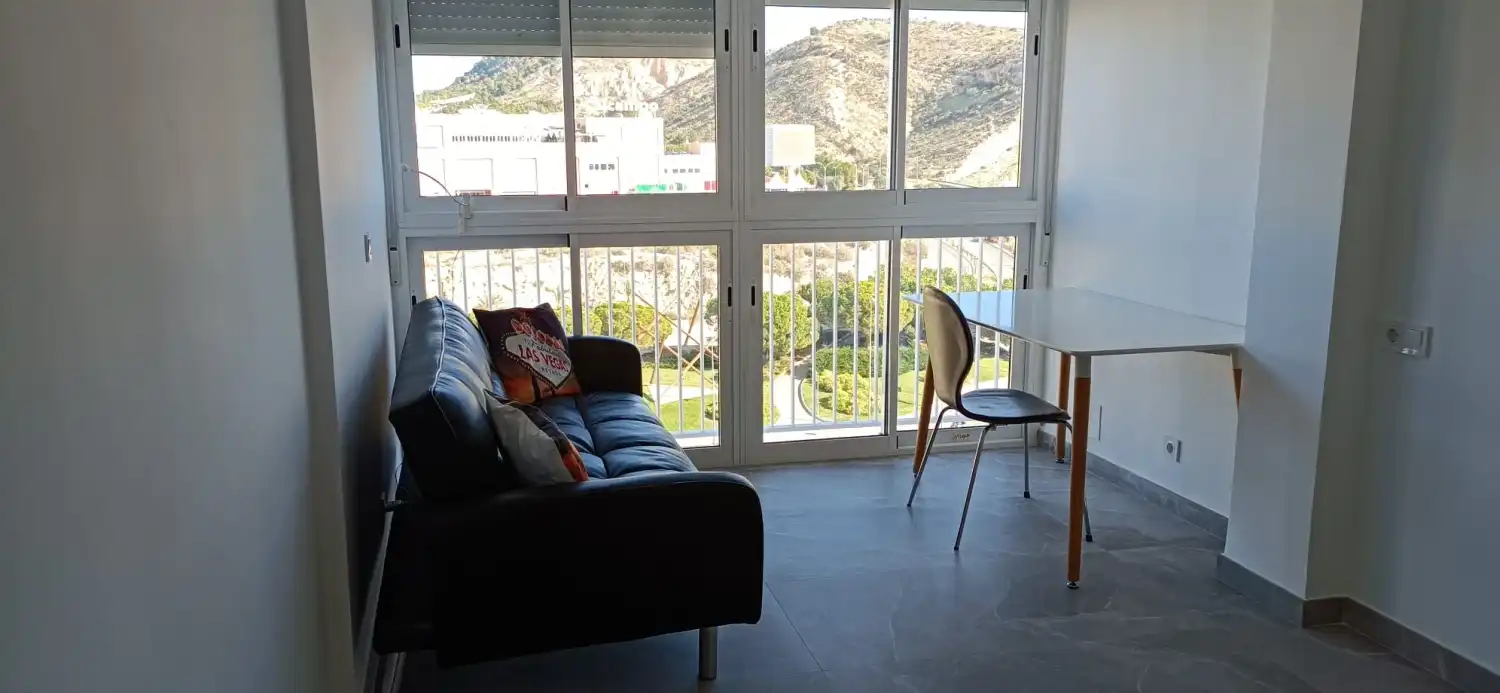 Schlafzimmer von Wohnung zur Miete in Alicante / Alacant mit Klimaanlage, Heizung und Terrasse