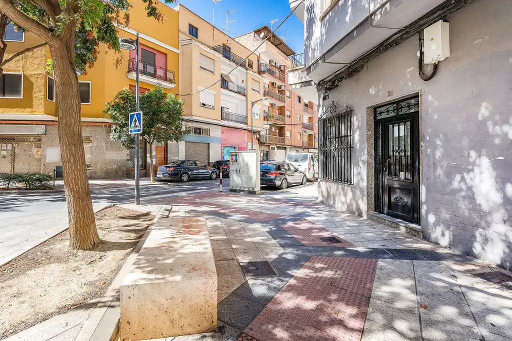 Vista exterior de Piso en venta en Guadix, Granada
