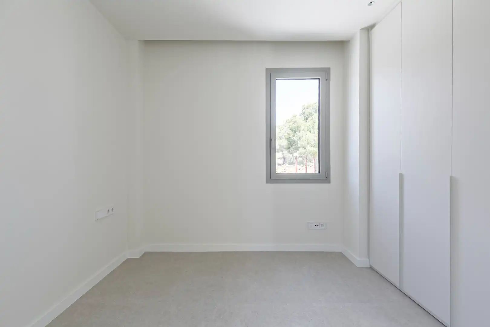 Schlafzimmer von Haus oder Chalet zum Verkauf in Sitges mit Klimaanlage, Heizung und Privatgarten