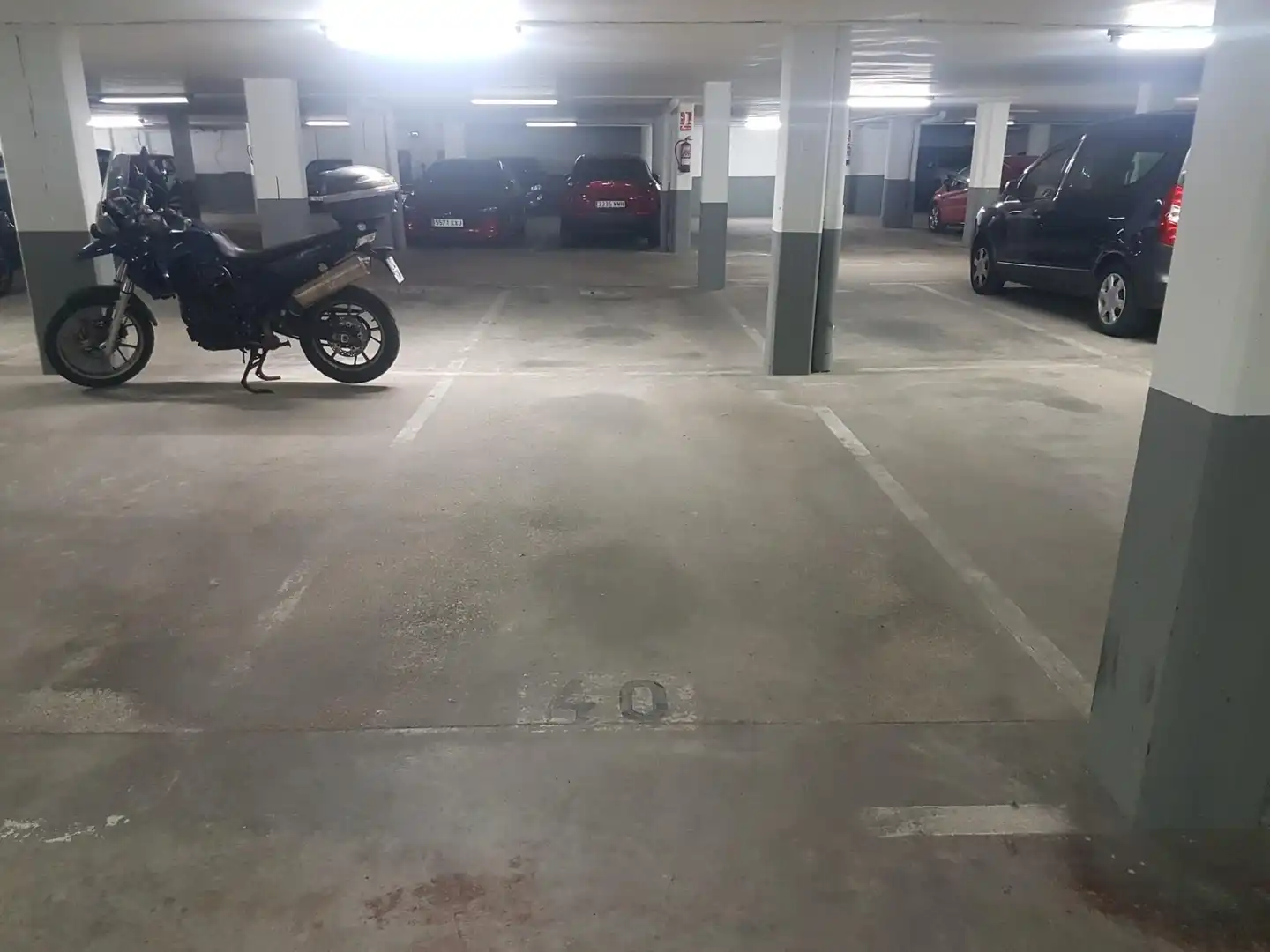 Parking de Piso en venta en Sabadell con Calefacción y Terraza
