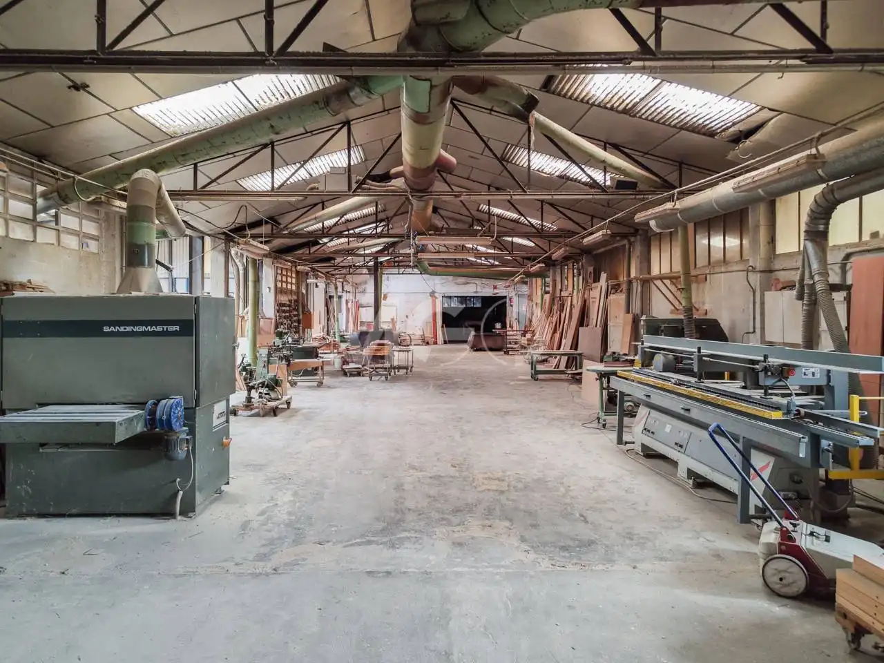 Nau industrial de lloguer en Sant Hilari Sacalm