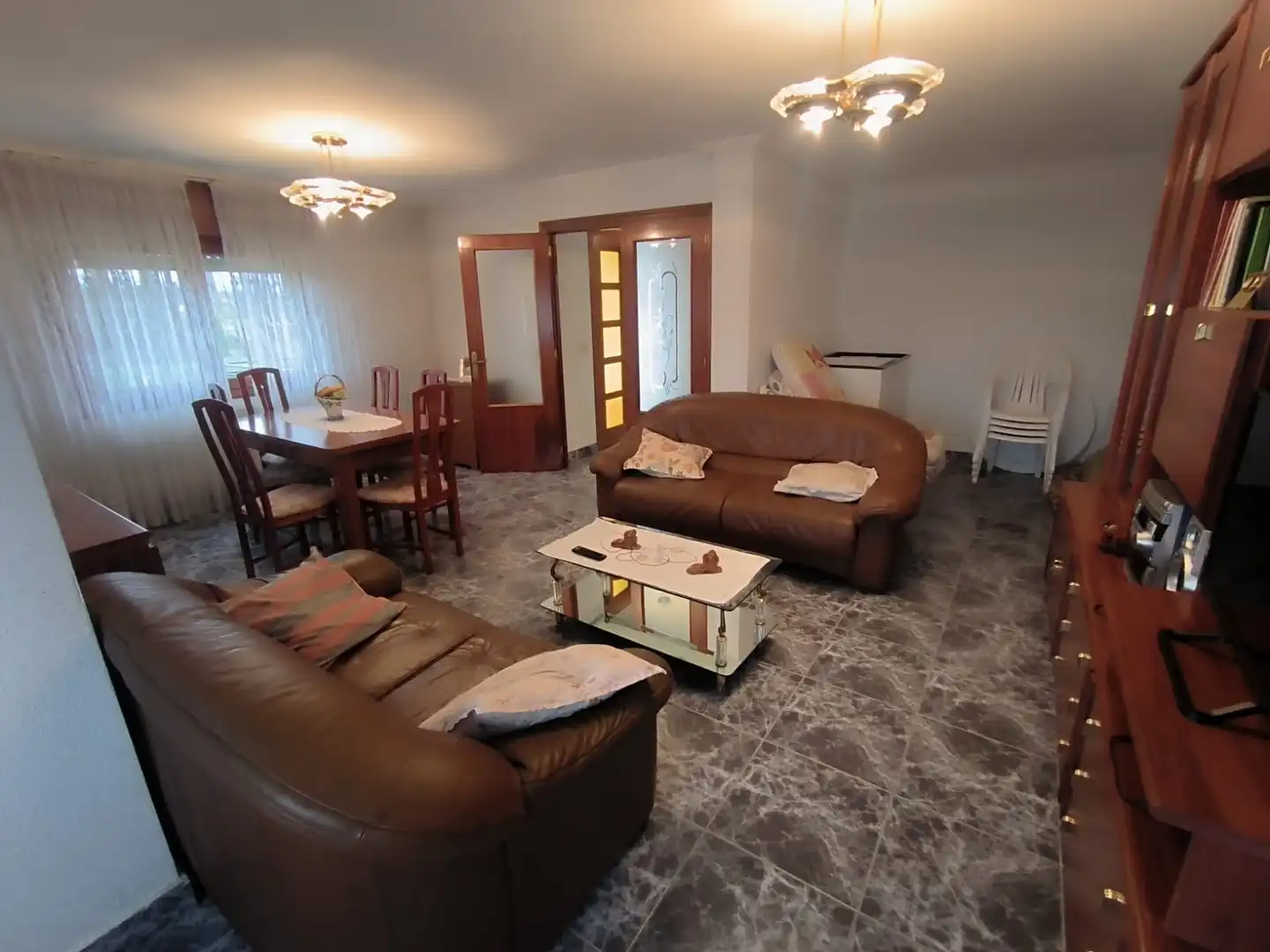 Sala de estar de Casa o chalet en venta en Medina de Pomar con Calefacción, Jardín privado y Terraza