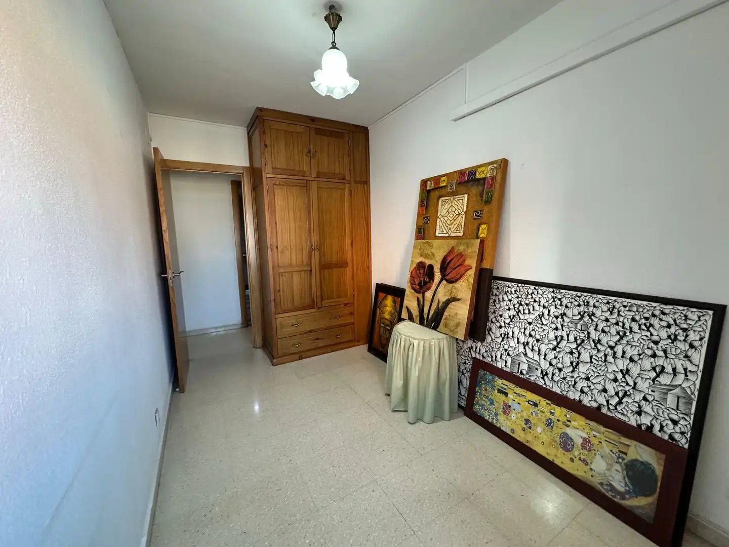 Schlafzimmer von Wohnung zum Verkauf in Camas mit Klimaanlage