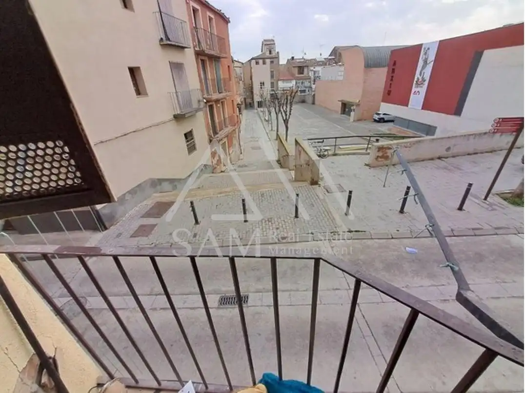 Pis amb terrassa en venda a Balaguer, imagen 2