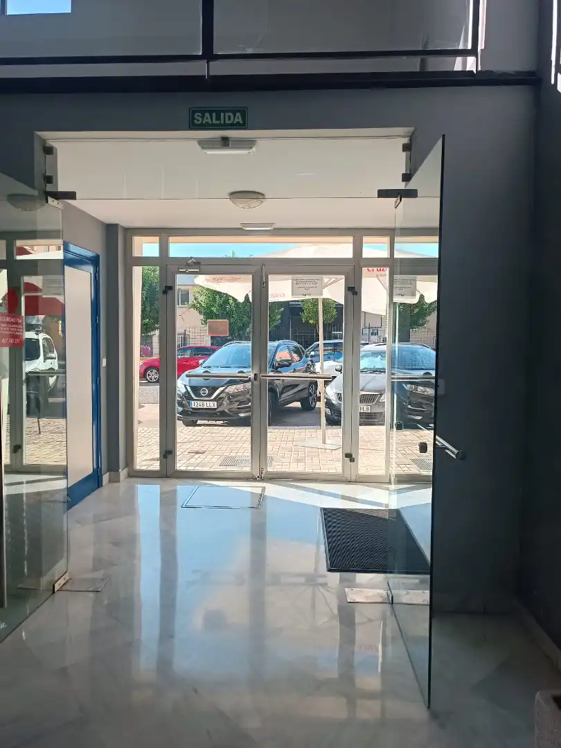 Oficina amb ascensor en venda a Calle Nobel, imagen 3