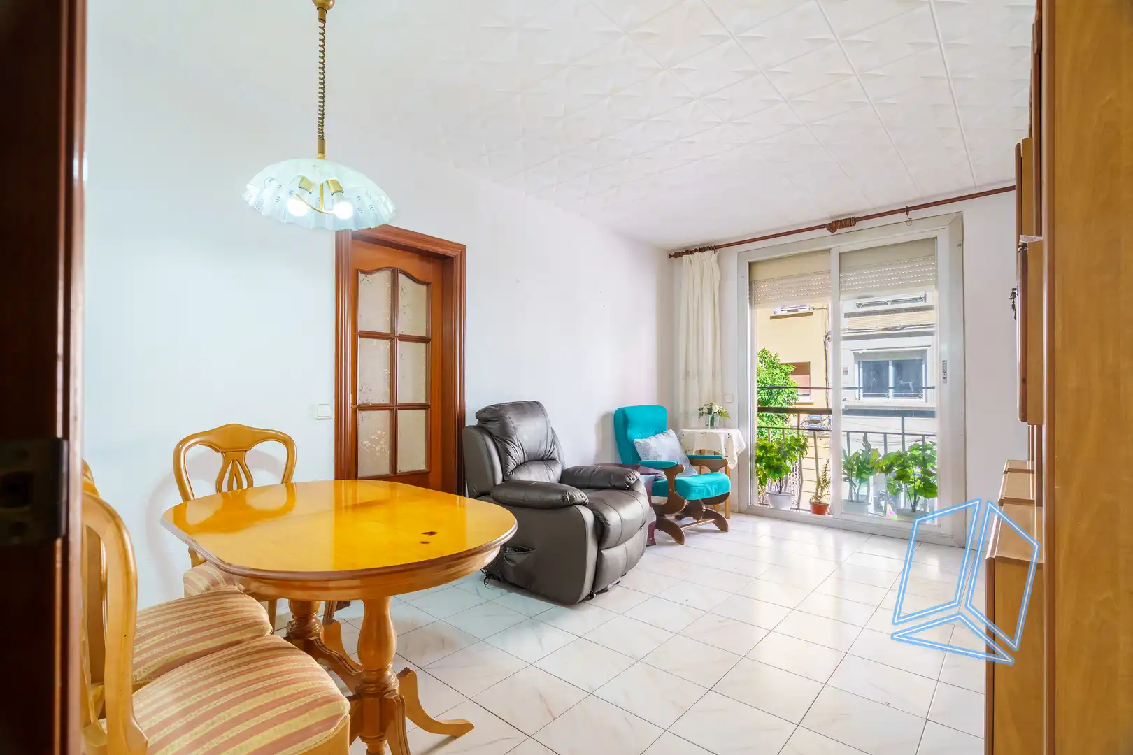 Vista exterior de Piso en venta en Barcelona con Balcón