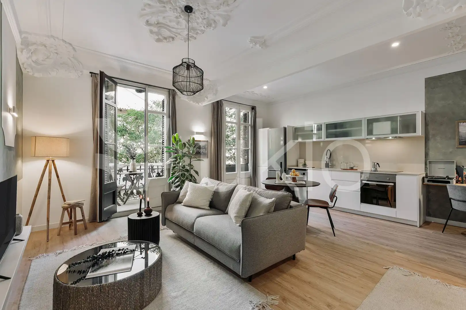 Sala de estar de Estudio de alquiler en Barcelona con Aire acondicionado, Calefacción y Amueblado