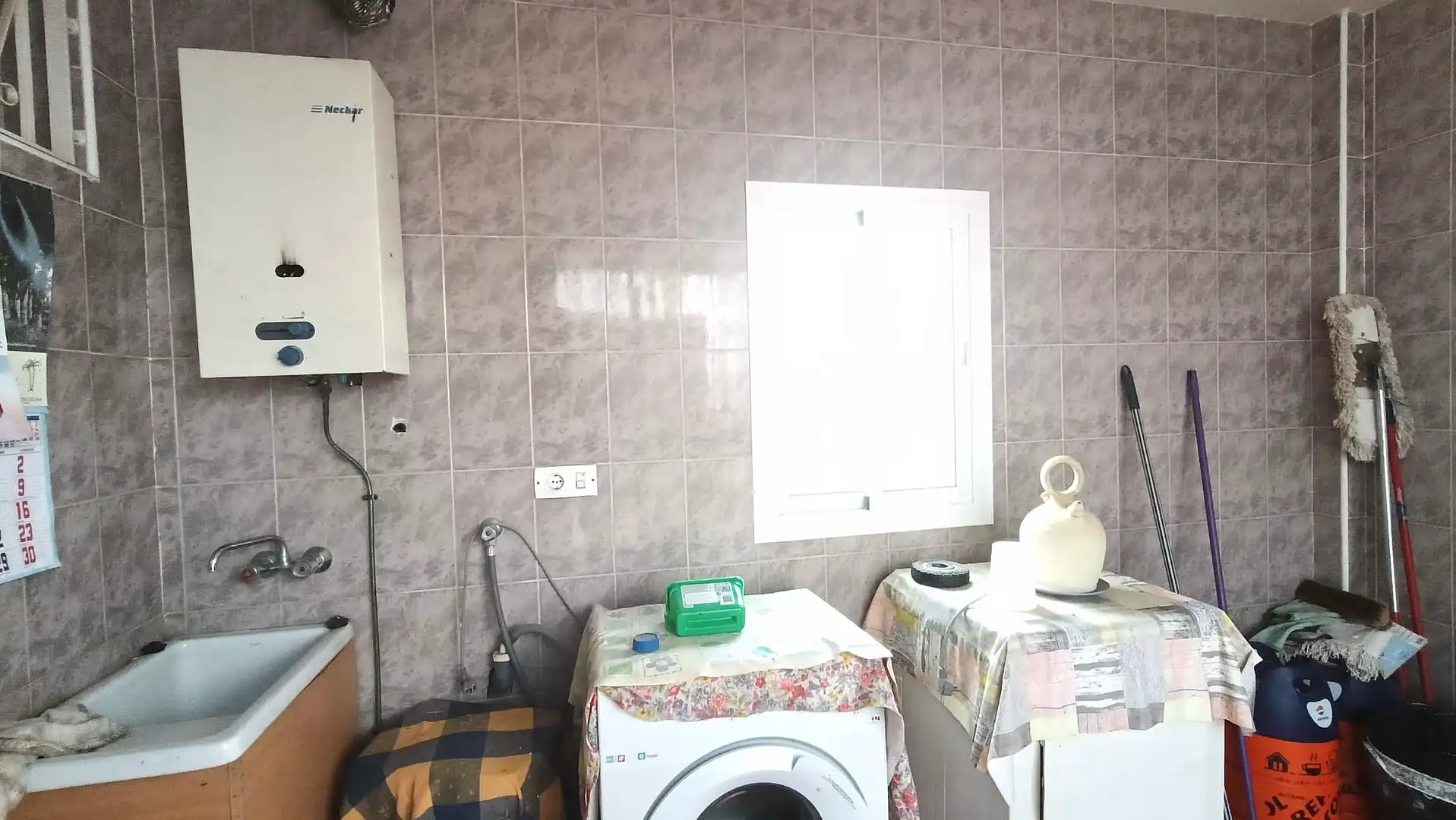 Küche von Wohnung zum Verkauf in Elche / Elx mit Klimaanlage, Abstellraum und Schwimmbad