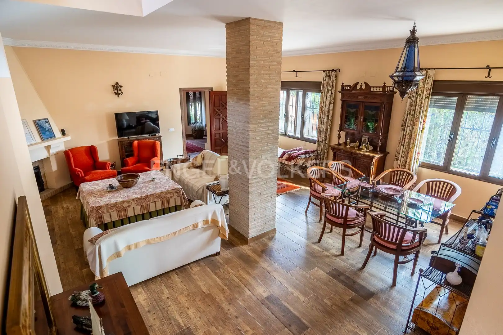 Sala de estar de Finca rústica en venta en Olivares con Calefacción, Jardín privado y Piscina