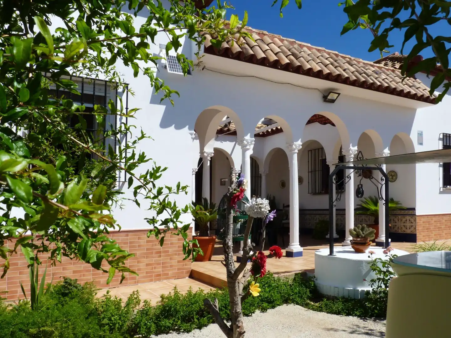 Garden of Houses for sale in Montellano  with Air Conditioner, Heating and Private garden