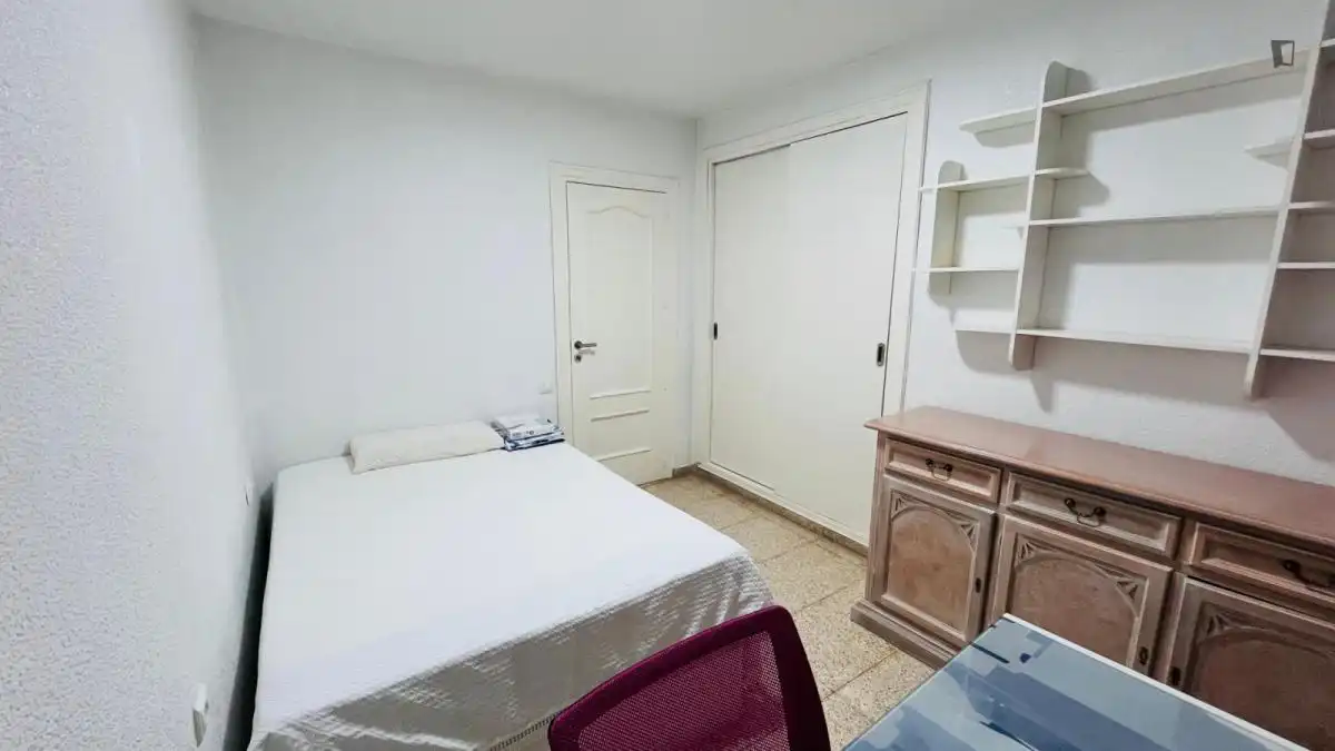 Habitación en Ensanche - Diputación