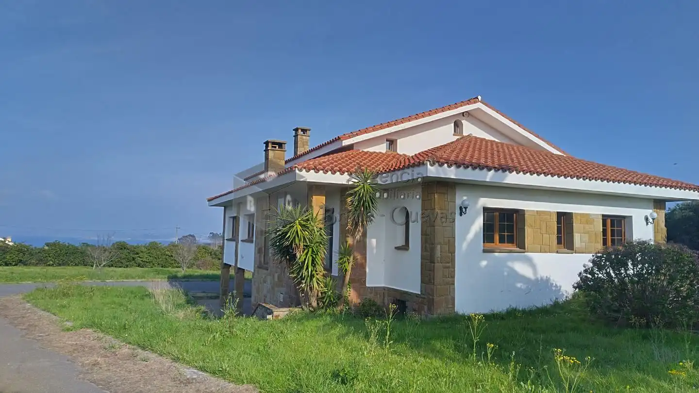Exterior view of Houses for sale in Castrillón  with Heating, Private garden and Terrace