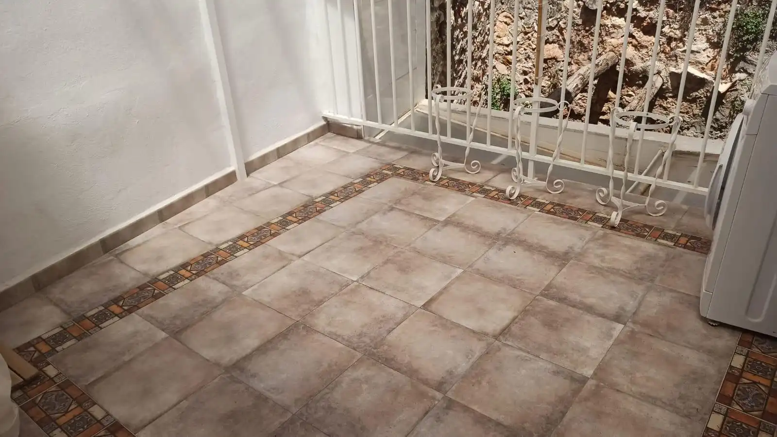 Terrassa de Casa o xalet en venda en Siete Aguas amb Calefacció, Terrassa i Moblat