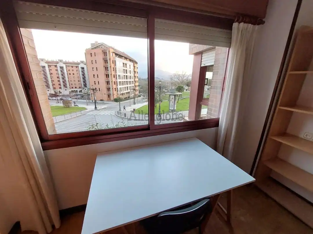 Exterior view of Flat for rent in Oviedo   with Heating