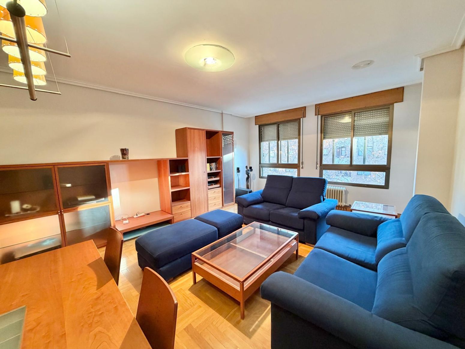 Living room of Flat to rent in  Logroño  with Heating, Parquet flooring and Storage room