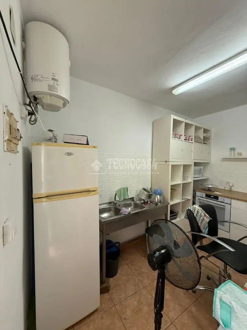 Cuina de Casa adosada en venda en Conil de la Frontera amb Terrassa