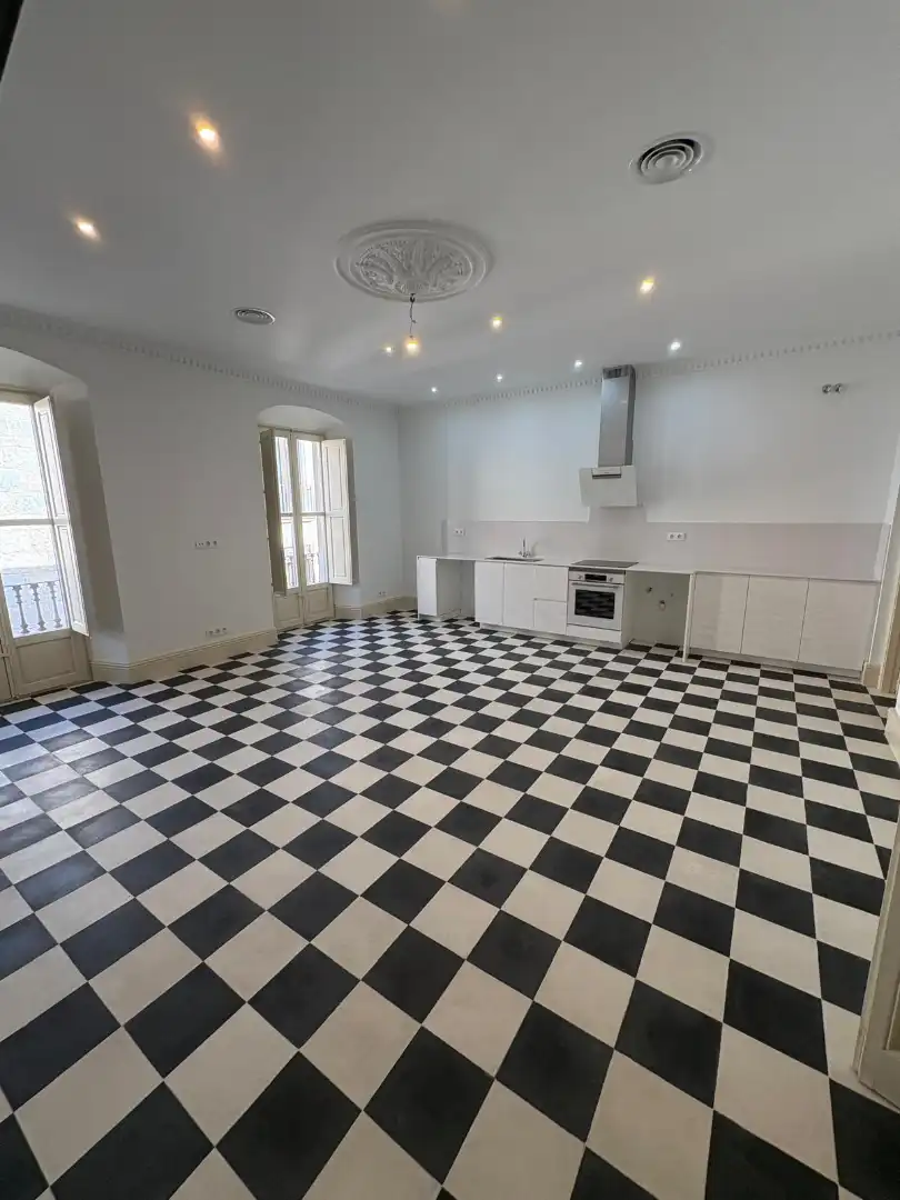 Flat with terrace to rent in Carrer dels Ciutadans