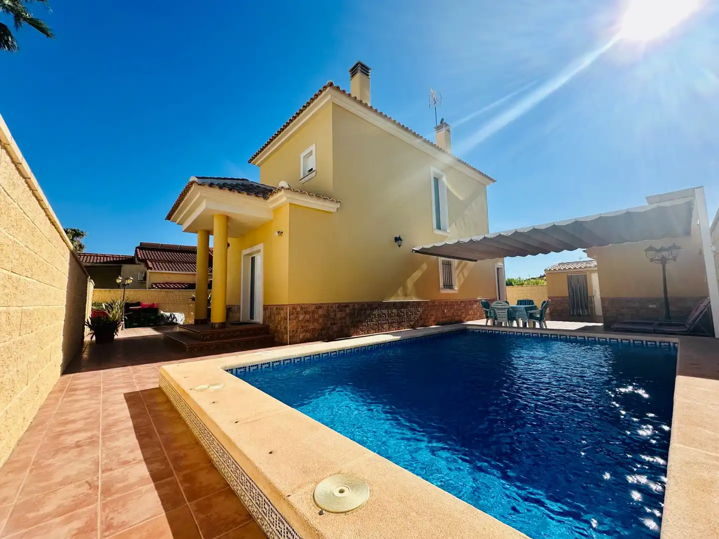 Casa con piscina en venta en San Fulgencio