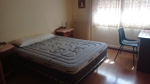 Foto 5 de Casa adosada en venta en Monzón, Huesca