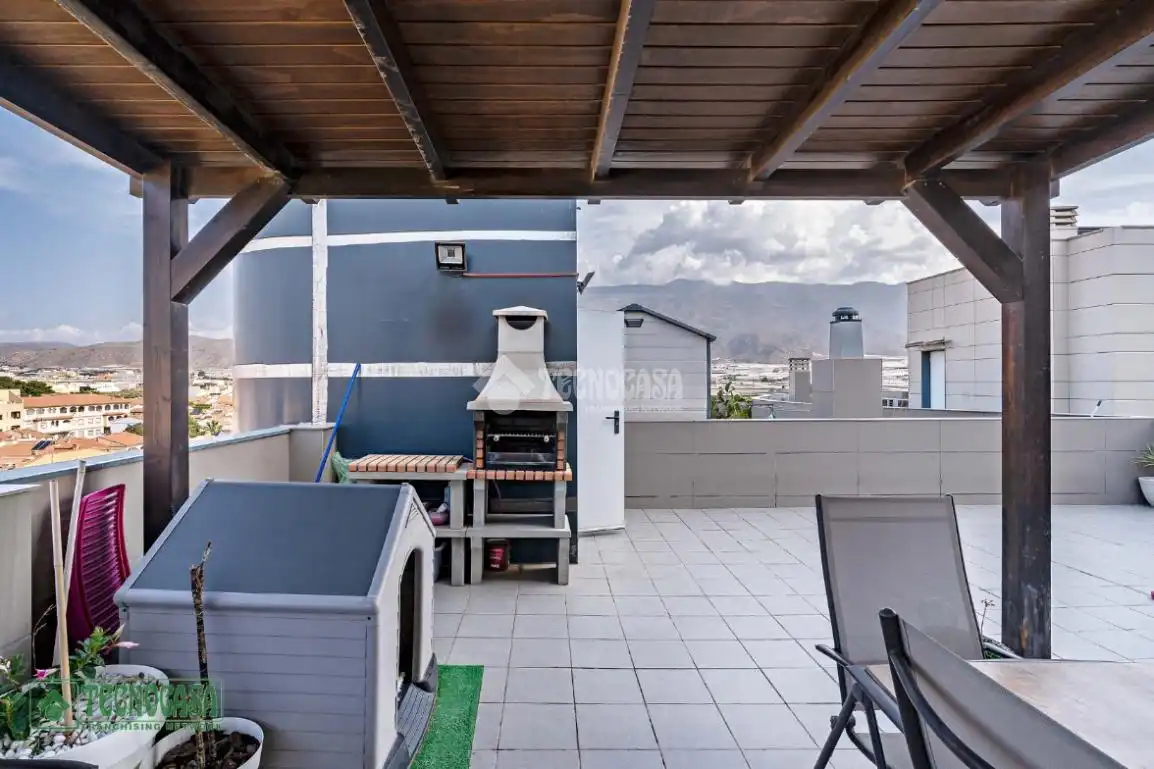 Terraza de Ático en venta en El Ejido con Aire acondicionado, Parquet y Balcón