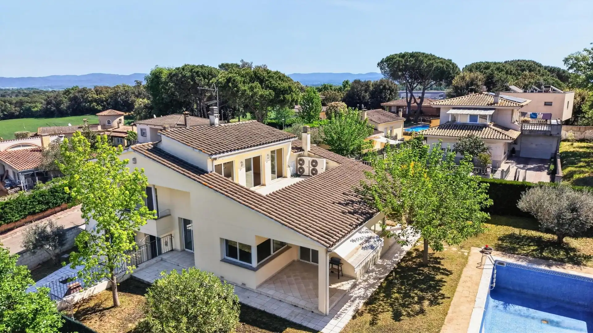 Vista exterior de Casa o chalet en venta en Aiguaviva con Aire acondicionado, Calefacción y Jardín privado