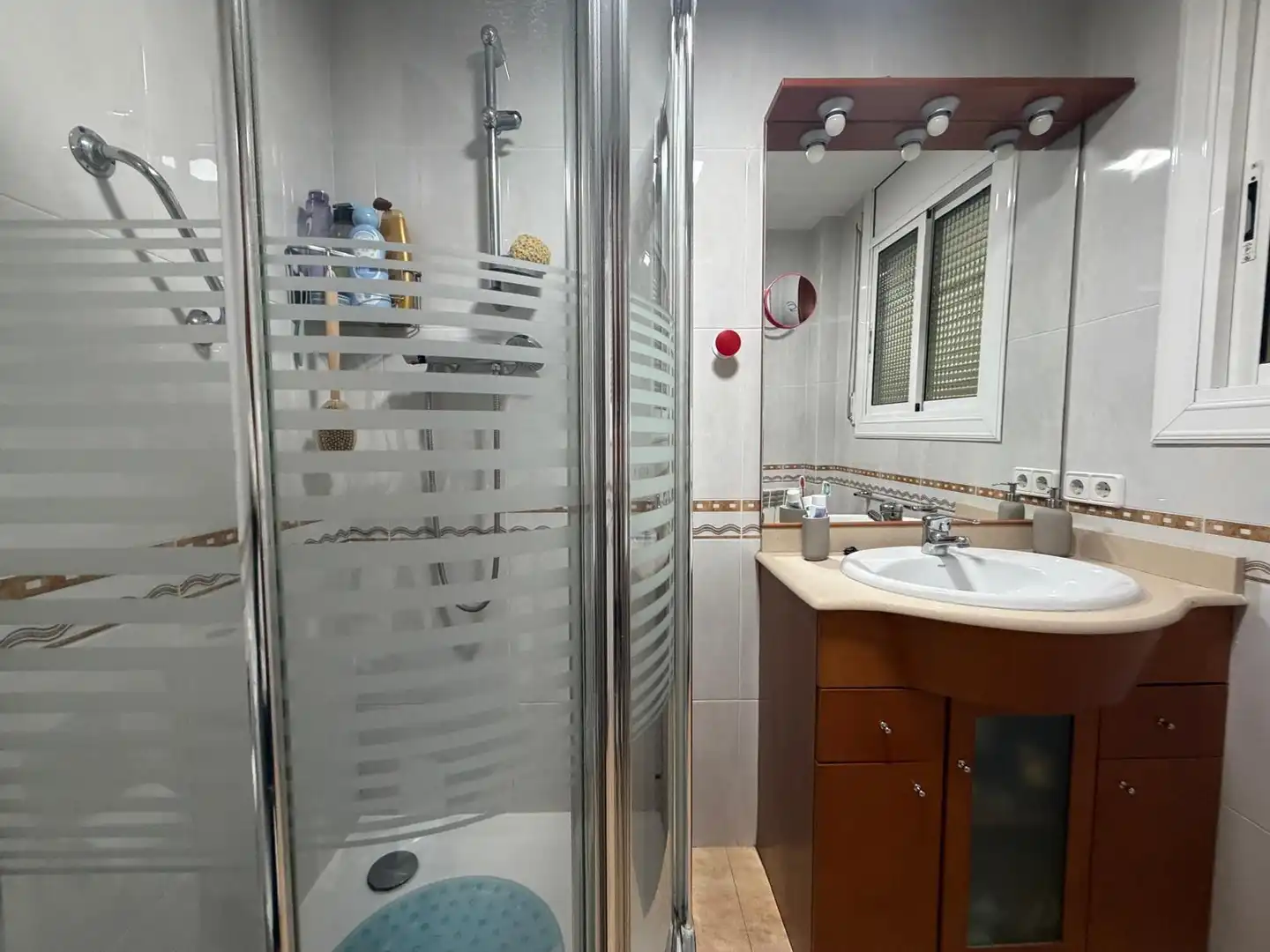 Baño de Piso en venta en Barberà del Vallès con Aire acondicionado, Calefacción y Terraza
