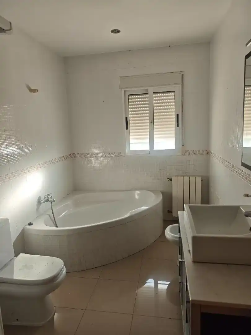 Bany de Casa o xalet en venda en  Murcia Capital amb Aire condicionat, Piscina i Balcó