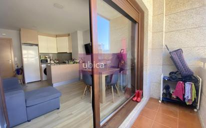 Cuina de Apartament en venda en O Porriño   amb Calefacció, Terrassa i Traster