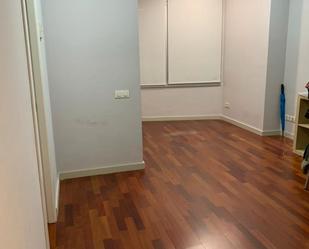 Flat to rent in Sabadell  with Air Conditioner and Heating