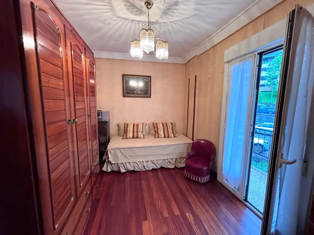 Habitación de Piso en venta en Errenteria con Calefacción, Amueblado y Balcón