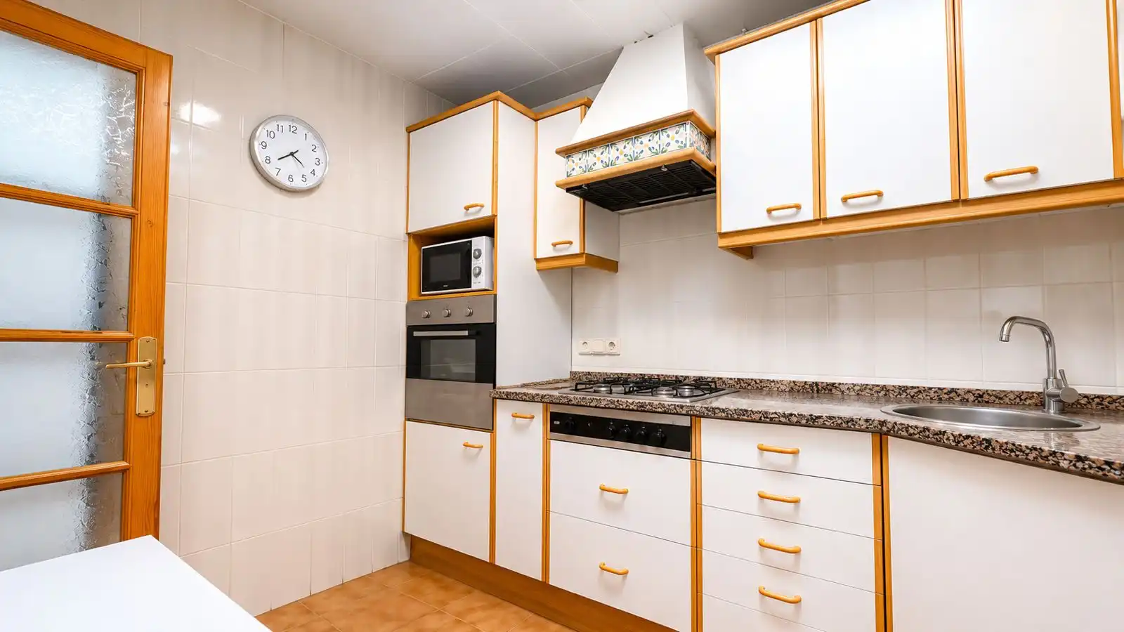 Cuina de Casa adosada en venda en Mataró amb Aire condicionat, Calefacció i Parquet