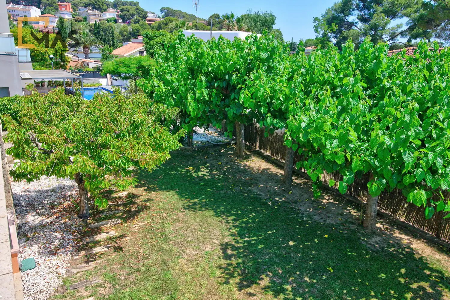 Jardí de Casa o xalet en venda en Sant Cugat del Vallès amb Jardí privat i Piscina