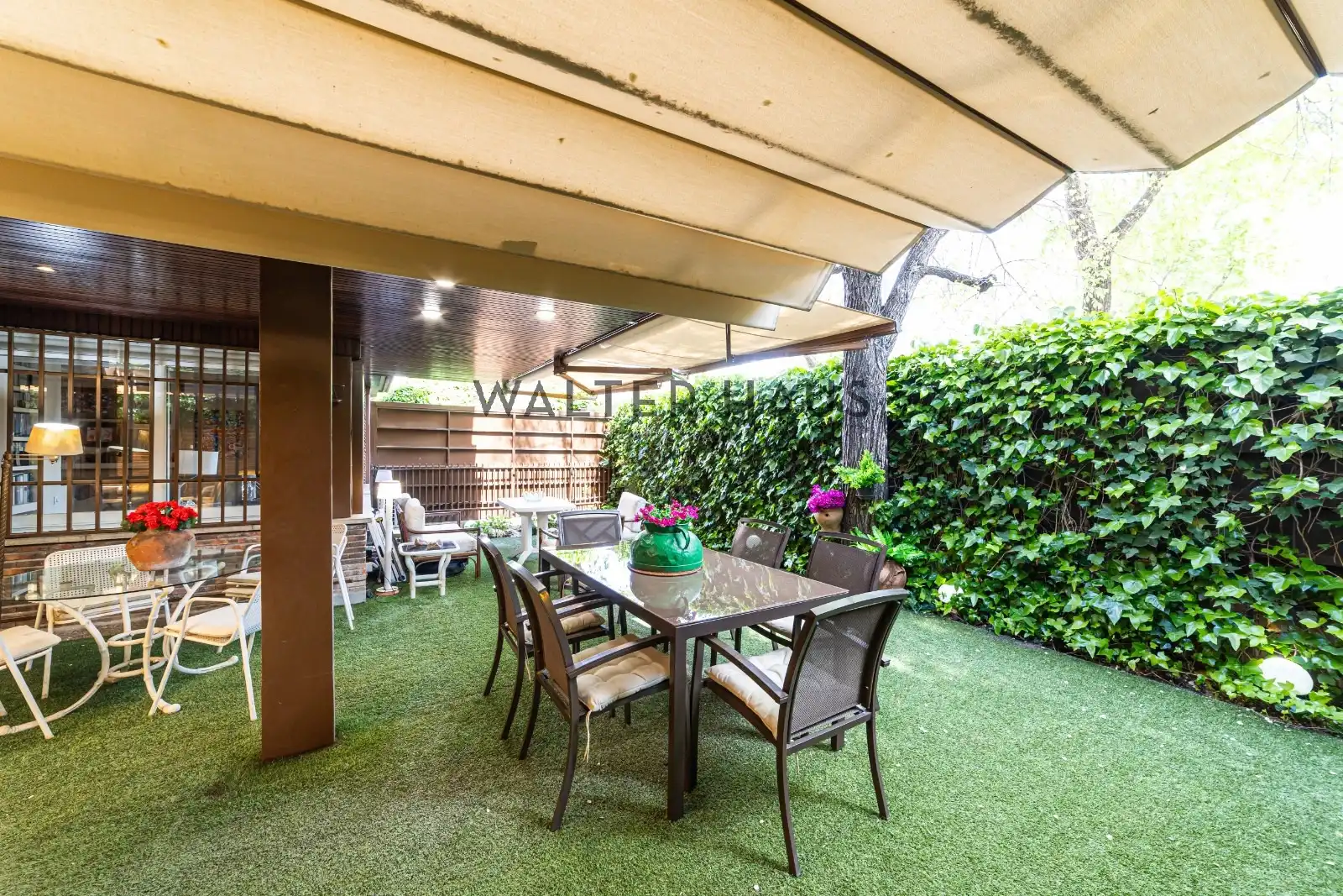 Terraza de Piso en venta en Madrid con Aire acondicionado, Calefacción y Jardín privado
